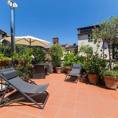Apartment La Terrazza Lucca